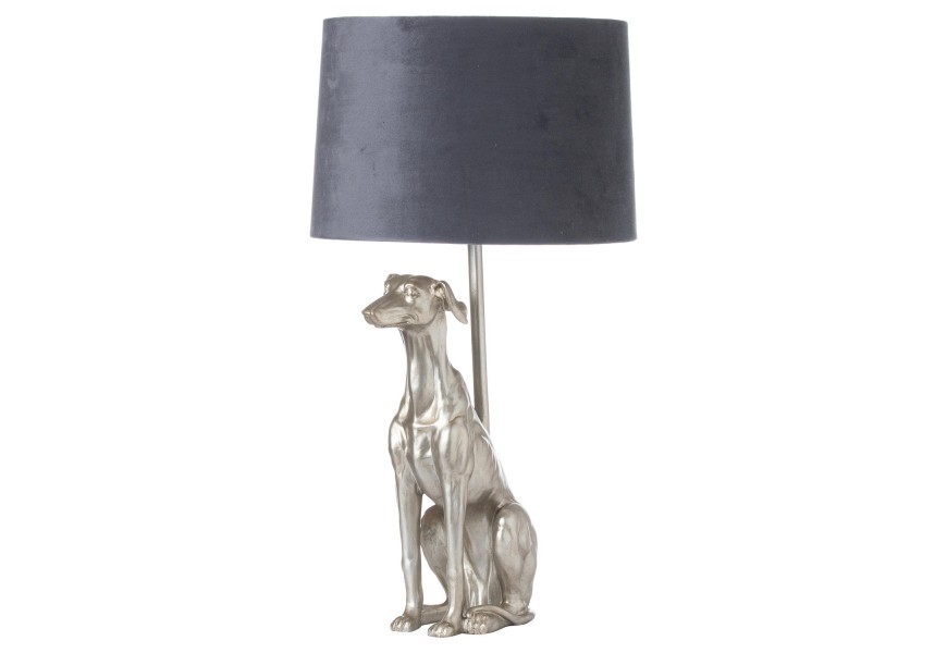 Unikátna strieborná lampa s podstavou v tvare sediaceho vipeta z keramiky