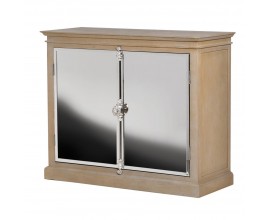 Exkluzívna drevená skrinka Terestria z dubového masívu s luxusnými kovovými dvierkami