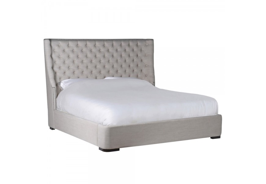 Dizajnová manželská posteľ Exhibit v bielej farbe v modernom prevedení super king size