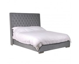 Chesterfield čalúnená posteľ s vysokým čelom v sivej farbe 215cm