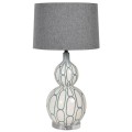 Dizajnová keramická lampa krémovej farby zdobená sivomodrým motívom so sivým ľanovým tienidlom