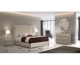 Chesterfield luxusná manželská posteľ Adagio s čalúnením a s kovovými nožičkami 150-180cm