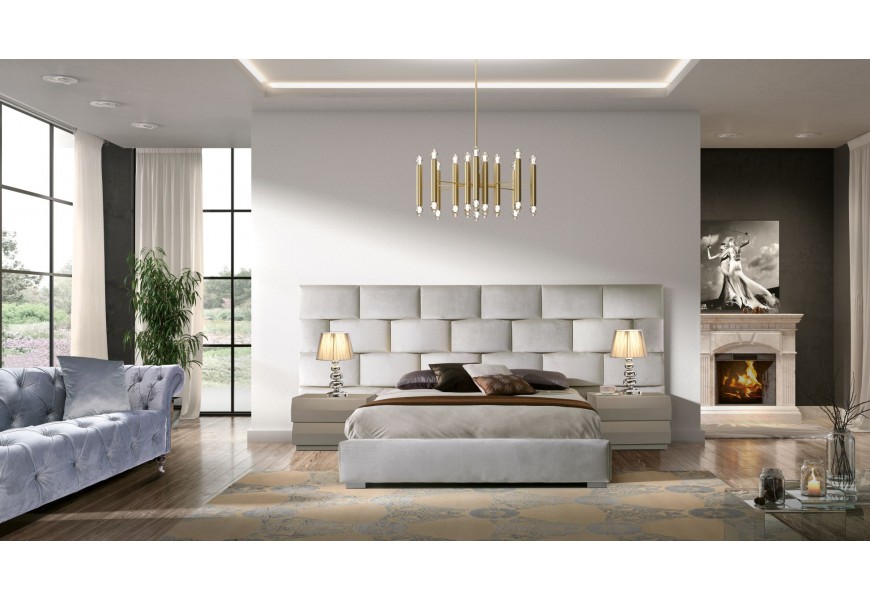 Modern&aacute; exkluz&iacute;vna manželsk&aacute; posteľ Berlin Mural s roz&scaron;&iacute;ren&yacute;m čelom s geometrick&yacute;m pre&scaron;&iacute;van&iacute;m  150-180cm