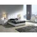 Elegantná čalúnená posteľ s úložným priestorom
