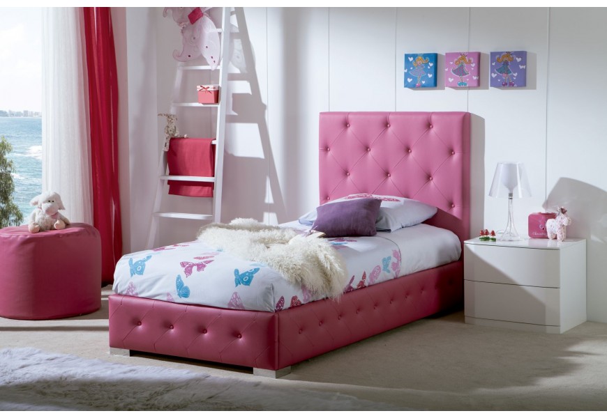 Dizajnová kožená jednolôžková posteľ Raquel ružovej farby s chesterfield prešívaním