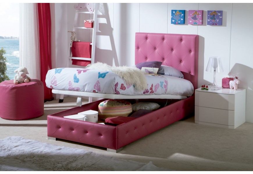 Štýlová moderná kožená posteľ Raquel z ekokože fuksiovej farby s chesterfield prešívaním a s úložným priestorom