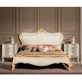 Luxusná klasická manželská posteľ Clasica z dreveného masívu s barokovou vyrezávanou výzdobou a zlatými detailmi 180cm