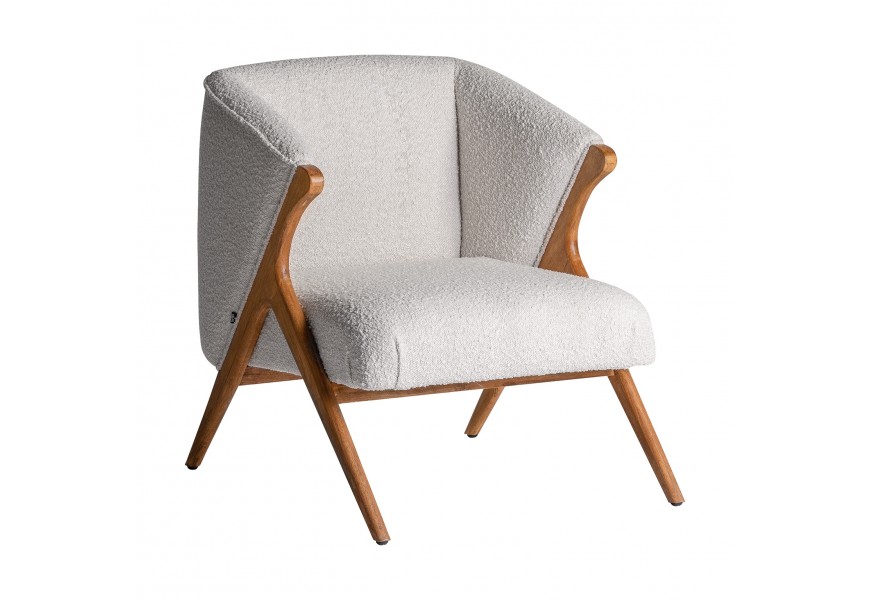 Nadčasové dizajnové kreslo Aurélia na masívnych nožičkách s poťahom béžovej farby v retro štýle