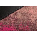 Dizajnový štvorcový podlahový vankúš Prakka v rúžovom čalúnení 70cm