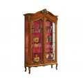 Luxusná klasická presklená dvojdverová vitrína Clasica z dreveného masívu s barokovou výzdobou a chippendale nožičkami 210 cm