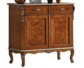 Luxusný klasický dvojdverový príborník Clasica z dreveného masívu s barokovou výzdobou a chippendale nožičkami 103cm