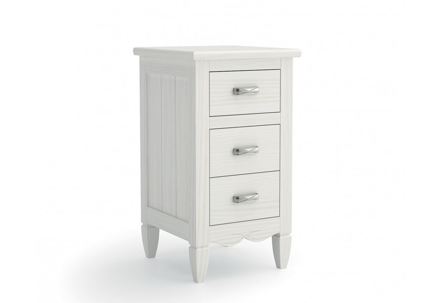 Luxusný moderný masívny nočný stolík Amberes v bielej farbe s tromi zásuvkami s vyrezávanými nožičkami a ozdobnou lištou s vidieckym nádychom