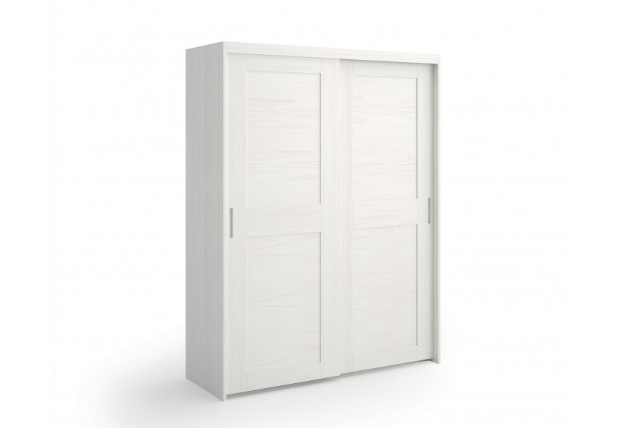Klasická masívna šatníková skriňa Lyon s posuvnými dvojkrídlovými dverami s množstvom úložného priestoru i zásuvkami