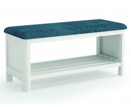 Luxusn&aacute; modern&aacute; mas&iacute;vna lavica Cerdena s otvorenou policou na top&aacute;nky a čal&uacute;nen&yacute;m sedadlom 90 cm