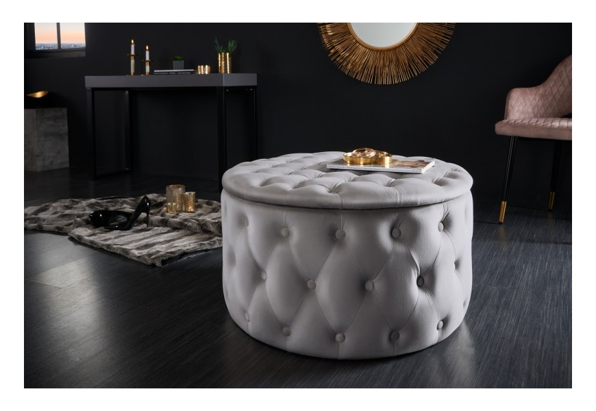 Štýlová taburetka Modern Barock v modernom Chesterfield vyhotovení v sivej farbe