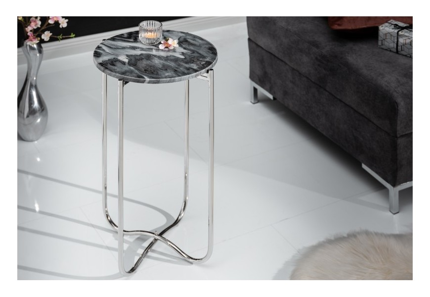 Art-deco strieborn&yacute; okr&uacute;hly pr&iacute;ručn&yacute; stol&iacute;k Noble s mramorovou povrchovou doskou a kovovou kon&scaron;trukciou 35cm