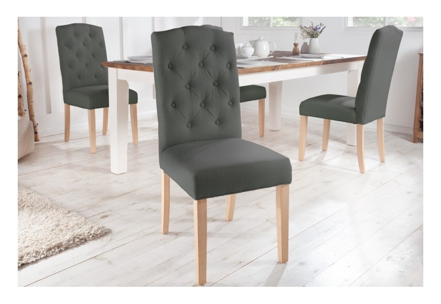 &Scaron;kandin&aacute;vska jed&aacute;lensk&aacute; stolička Valentino s mas&iacute;vnymi nohami a siv&yacute;m pre&scaron;&iacute;van&yacute;m čal&uacute;nen&iacute;m 104cm