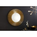 Dizajnové zlaté nástenné zrkadlo Pariah okrúhleho tvaru s kovovým rámom v tvare slnečných lúčov