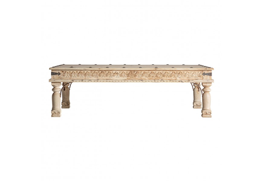 Orientálny konferenčný stolík do obývačky Vallexa z masívneho teakového dreva s bohatým ornamentálnym vyrezávaním 150cm