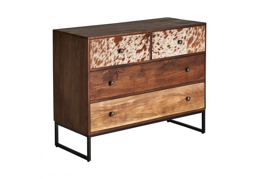 Industri&aacute;lna mas&iacute;vna komoda Texas do sp&aacute;lne so &scaron;tyrmi z&aacute;suvkami a s čiernou kovovou kon&scaron;trukciou 110cm 