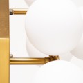 Art-deco nástenná lampa Esme s kovovou konštrukciou zlatej farby v art-deco štýle s piatimi bielymi tienidlami 48cm