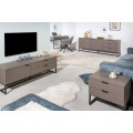 Elegantn&yacute; modern&yacute; obdĺžnikov&yacute; TV stol&iacute;k Marsh v matne sivej farbe s &uacute;ložn&yacute;m priestorom a čiernou kovovou podstavou 140cm