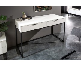 Moderný biely písací stôl Marsh do pracovne s dvomi zásuvkami a s čiernou kovovou podstavou 120cm