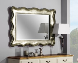 Luxusné obdĺžnikové nástenné perleťové zrkadlo Preciosa so zvlneným masívnym rámom z mahagónového dreva zlatej farby 120cm