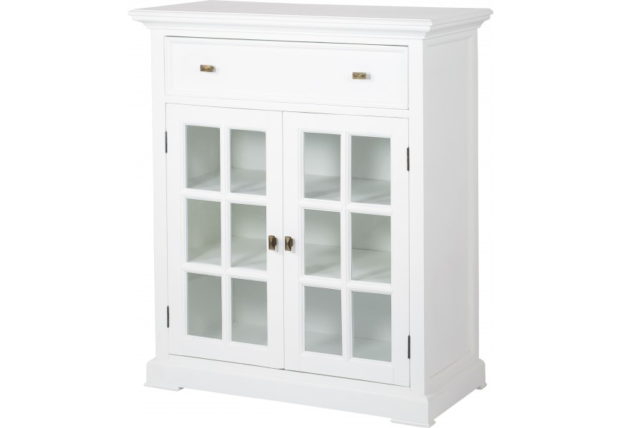 Exkluzívna provensálska vitrína Belliene bielej farby so zásuvkou a sklenenými dvierkami