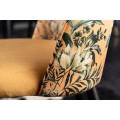 Čalúnená art deco stolička Floreque v zlato-žltej farbe s tropickým vzorom a čiernymi nožičkami 83cm