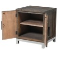 Dizajnový luxusný nočný stolík Furria z masívneho dreva s geometrickým motívom 62cm