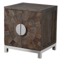 Štýlový masívny nočný stolík Furria zmavohnedej farby s geometrickým zdobením a striebornými nožičkami