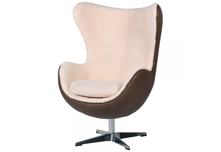 Kožené hnedé vintage egg kreslo Buffy s ovčou béžovou kožušinou na kovovej nohe s kožušinovým podsedákom