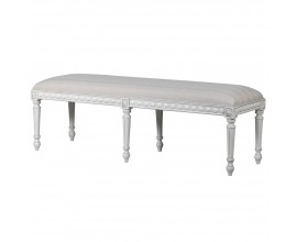 Provensálska luxusná mahagónová biela lavica Sebastian s vyrezávanou konštrukciou a čalúnením v off white farbe 155cm