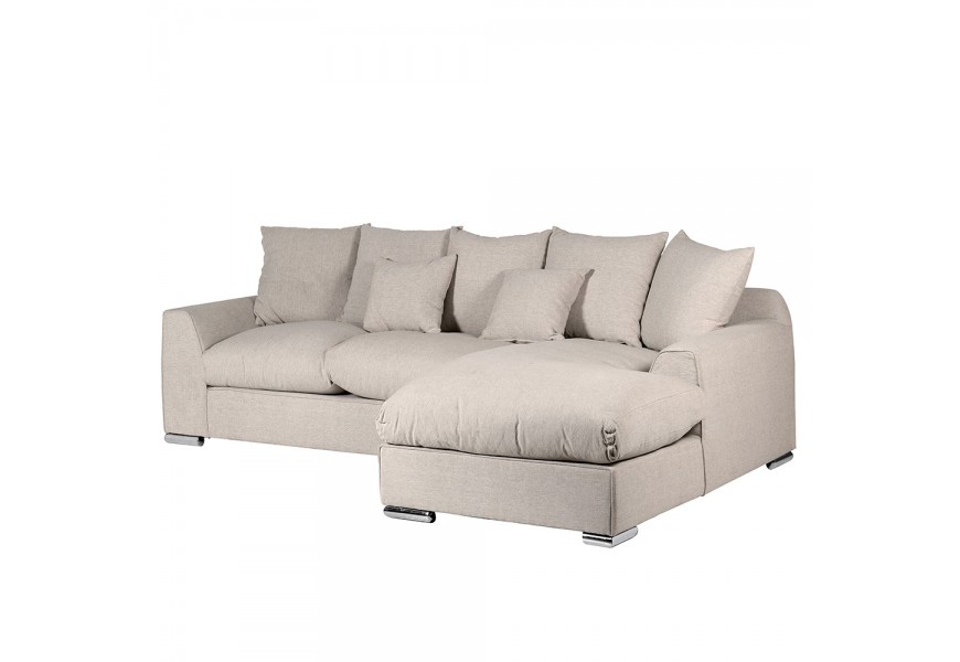 Luxusná moderná rohová sedačka Vyra s béžovým čalúnením so striebornými kovovými nožičkami