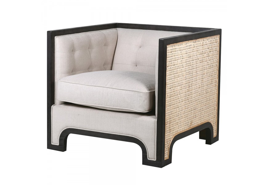 Art-deco luxusné kreslo Zenith v sivom čalúnení s kovovým rámom čiernej farby a prírodne hnedým ratanovým výpletom