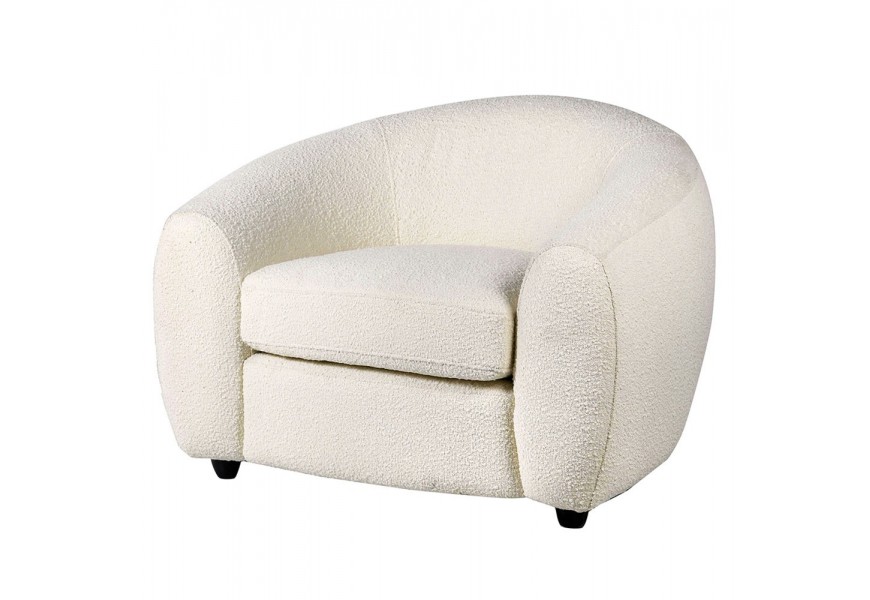 Dizajnové kreslo Gerappa v modernom štýle s bielym buklé čalúnením so zaoblenými opierkami a nožičkami v čiernej farbe