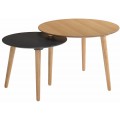 Okrúhly príručný stolík Nordica Clara v škandinávskom svetlo hnedom prevedení s čiernou bočnou doskou z kovu