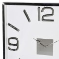 Moderné nástenné hodiny Anahi štvorcového tvaru z kovu v bielo-striebornom prevedení 45cm