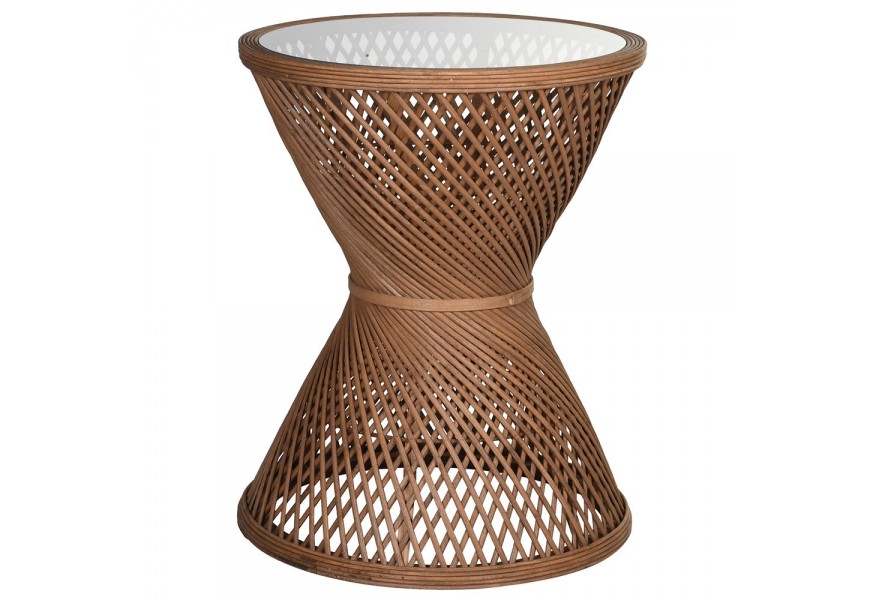 Dizajnový príručný stolík Bambi v koloniálnom štýle s bambusovým výpletom konštrukcie v čokoládovej hnedej farbe so sklenenou vrchnou doskou