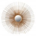 Art deco veľké okrúhle nástenné zrkadlo Salcilia so širokým rámom so stupňovitými kovovými lúčmi zlatej farby 130cm