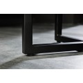 Industriálny biely príručný stolík Industria Marbleux v modernom prevedení s mramorovým dizajnom a kovovou podstavou 60cm