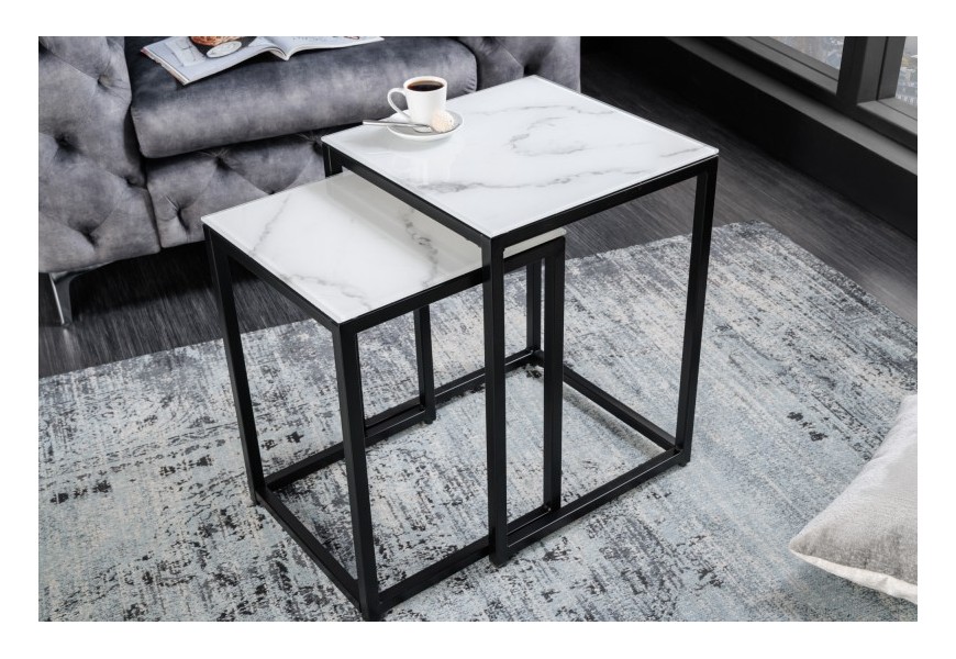 Moderný set príručných stolíkov Industria Marbleux s čiernou kovovou podstavou v prevedení mramor biely 55cm