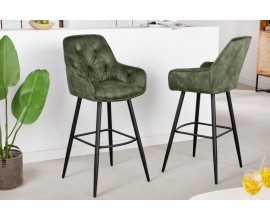 Industriálna barová stolička Mast s čalúnením v zamatovom prevedení s čiernymi kovovými nožičkami zelená