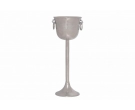 Luxusná strieborná nádoba na chladenie šampanského Perlea z kovu s jemným dekoratívnym zdobením a vysokou podstavou