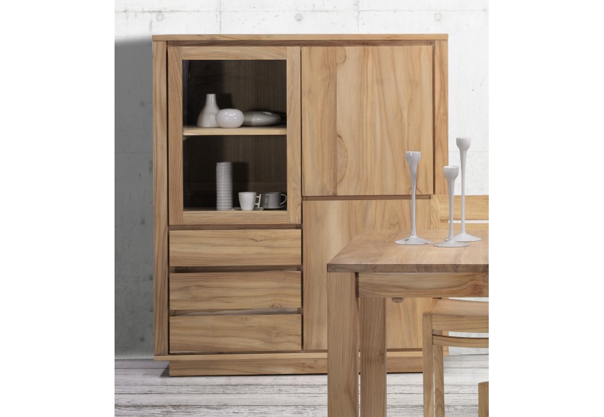 Škandinávska dizajnová vitrína Fjordar z masívneho bledohnedého dreva so zásuvkami a dvierkami