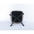 Dizajnová moderná otočná stolička Dover s béžovým čalúnením a čiernymi nohami 93cm