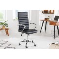 Kancelárske moderné kreslo otočné v čiernej farbe Manolo na kolieskach s kovovou konštrukciou v striebornom prevedení s pohodlnými opierkami