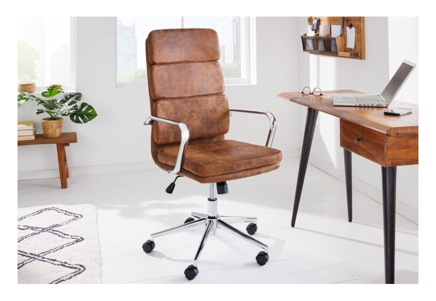 Dizajnová moderná polohovateľná kancelárska stolička Armstrong s hnedým poťahom z mikrovlákna a chrómovou podstavou