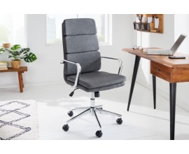 Moderná kancelárska stolička Armstrong so sivým textilným čalúnením a chrómovou konštrukciou na koliečkach 106-113cm